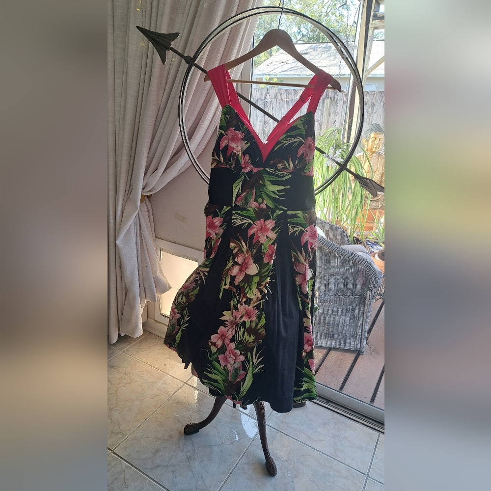 pinup couture pele Hawaiian dress size xl laura byrnes